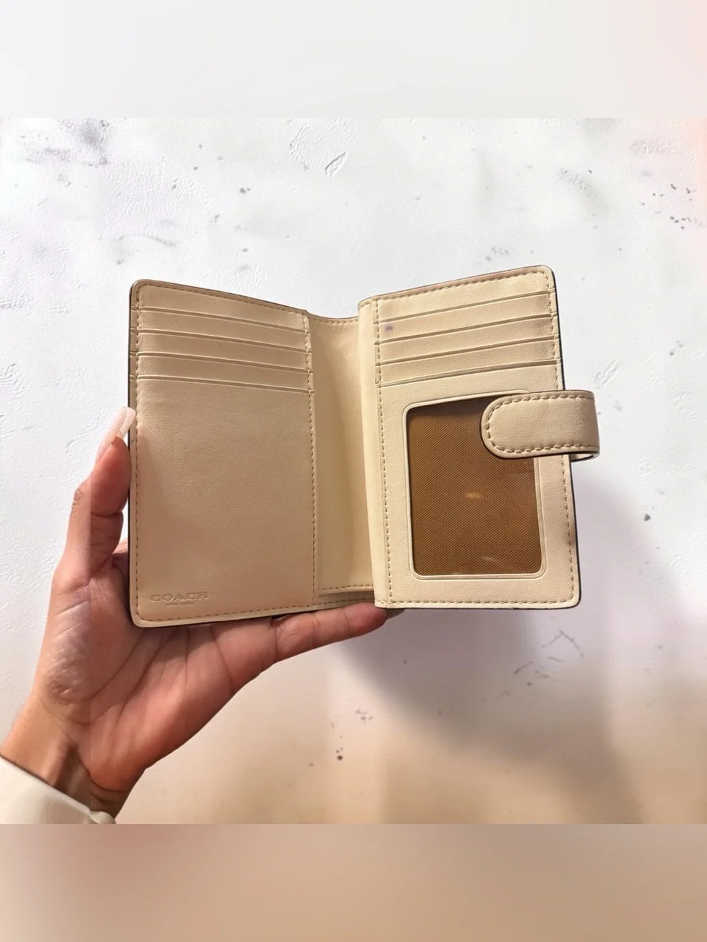EUC Coach Classic Signature Wallet